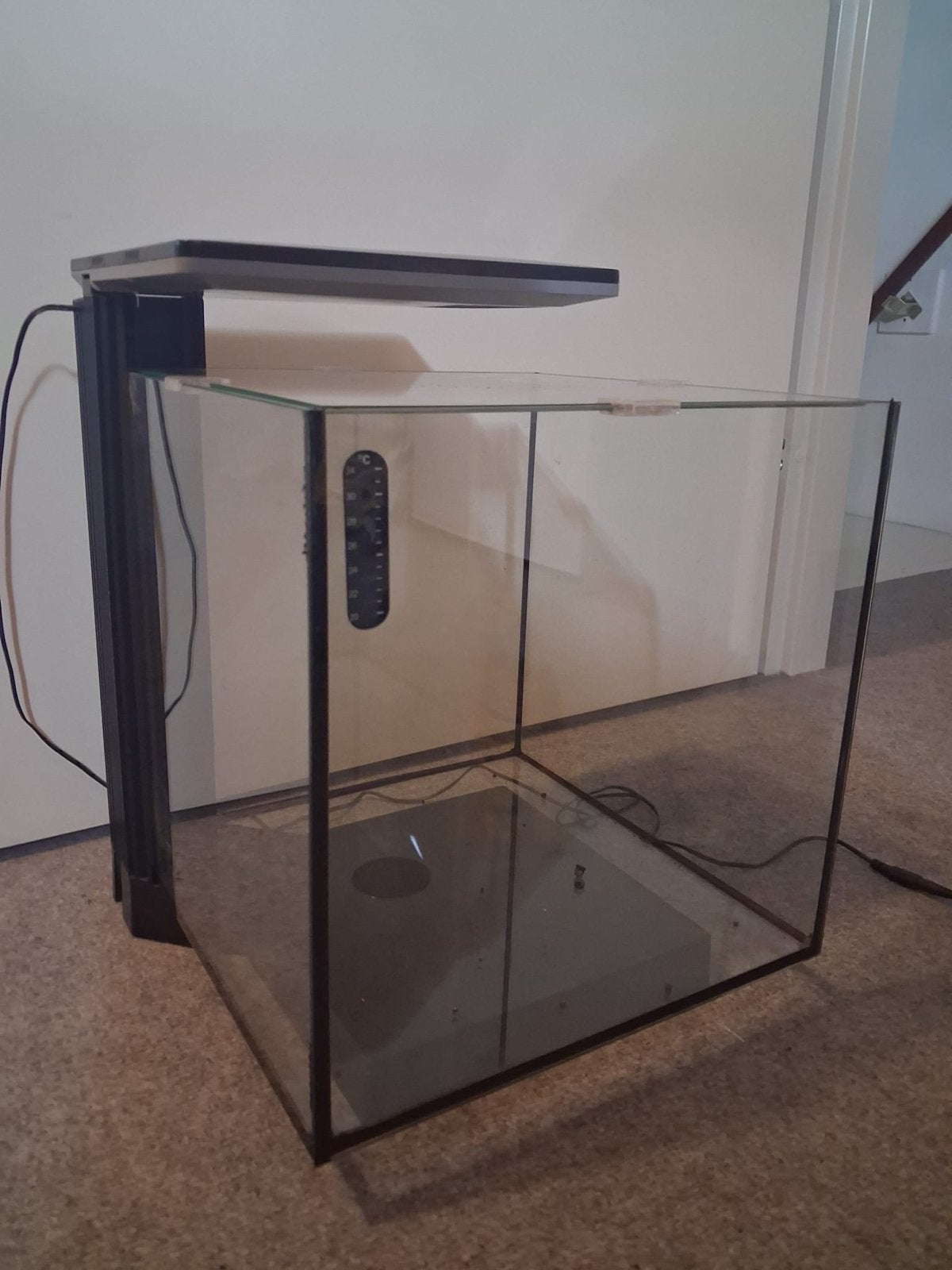 Superfish aquarium Qubiq 30, Dieren en Toebehoren, Ophalen, Verwarming, Gebruikt, Leeg aquarium