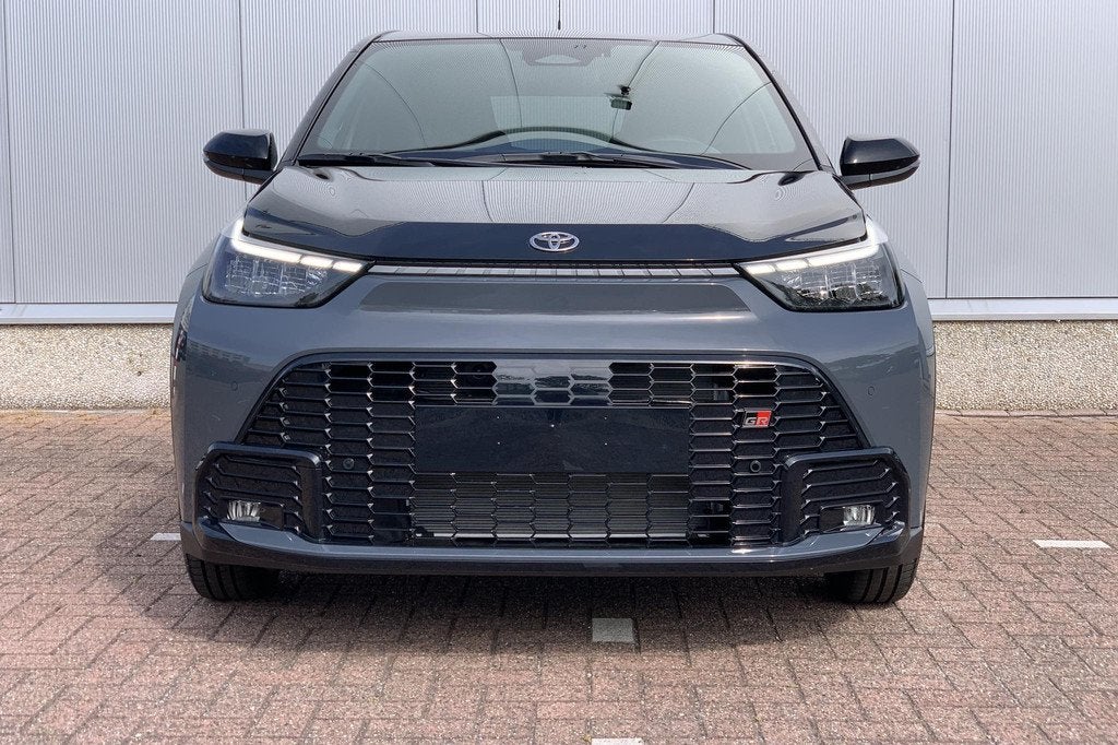 Toyota Aygo X Hybrid 115 GR Sport | Keyless Entry | Camera |, Auto's, Toyota, Automatische klimaatregeling, Stof, Euro 6, 4 stoelen