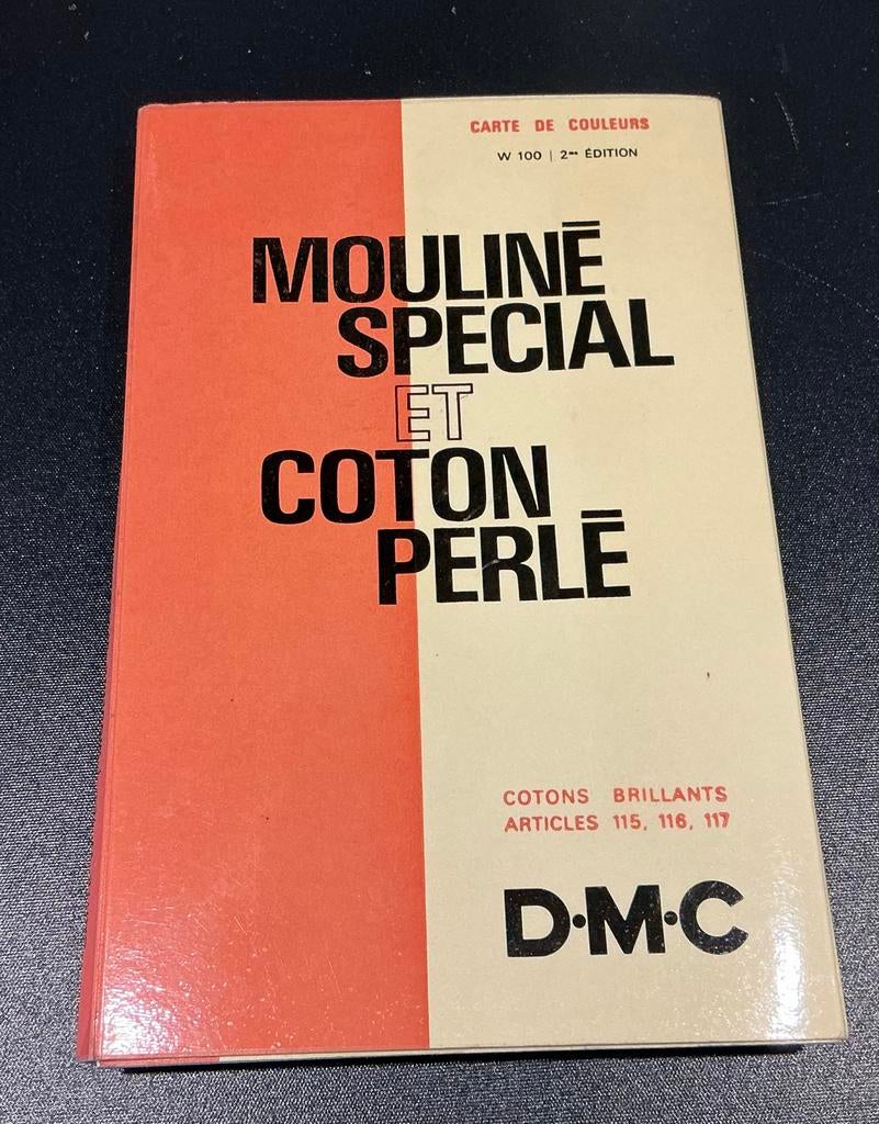 DMC Mouline Special & Coton Perle Kleurenkaart W 100, Verzenden, Gebruikt, Handborduren, Borduurgaren of Zijde