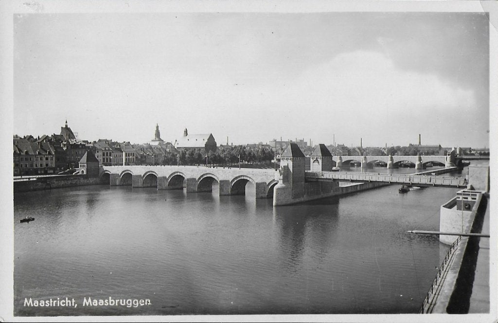 Maastricht maasbruggen oude ongelopen ansichtkaart (6854 ), Ophalen of Verzenden, 1960 tot 1980, Ongelopen, Limburg