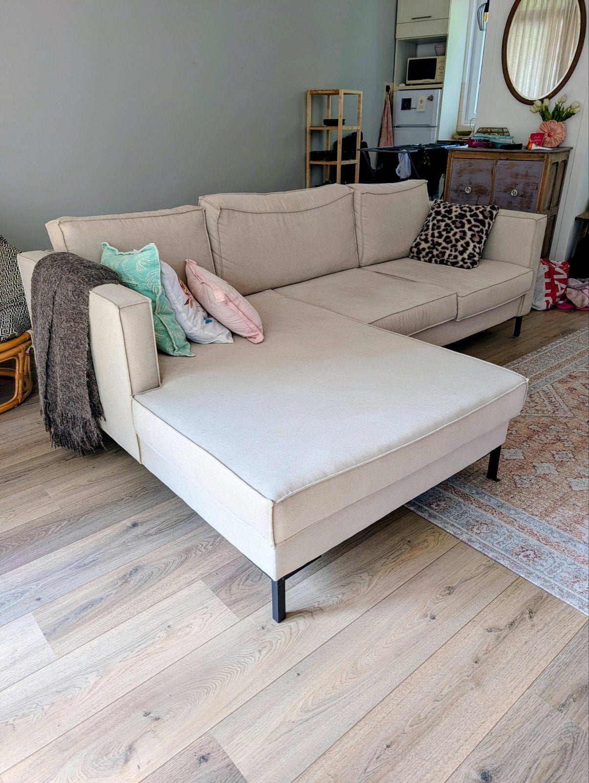 Comfortabele hoekbank met chaise longue (ZGAN), Ophalen, 250 tot 300 cm, Gebruikt, 125 tot 150 cm
