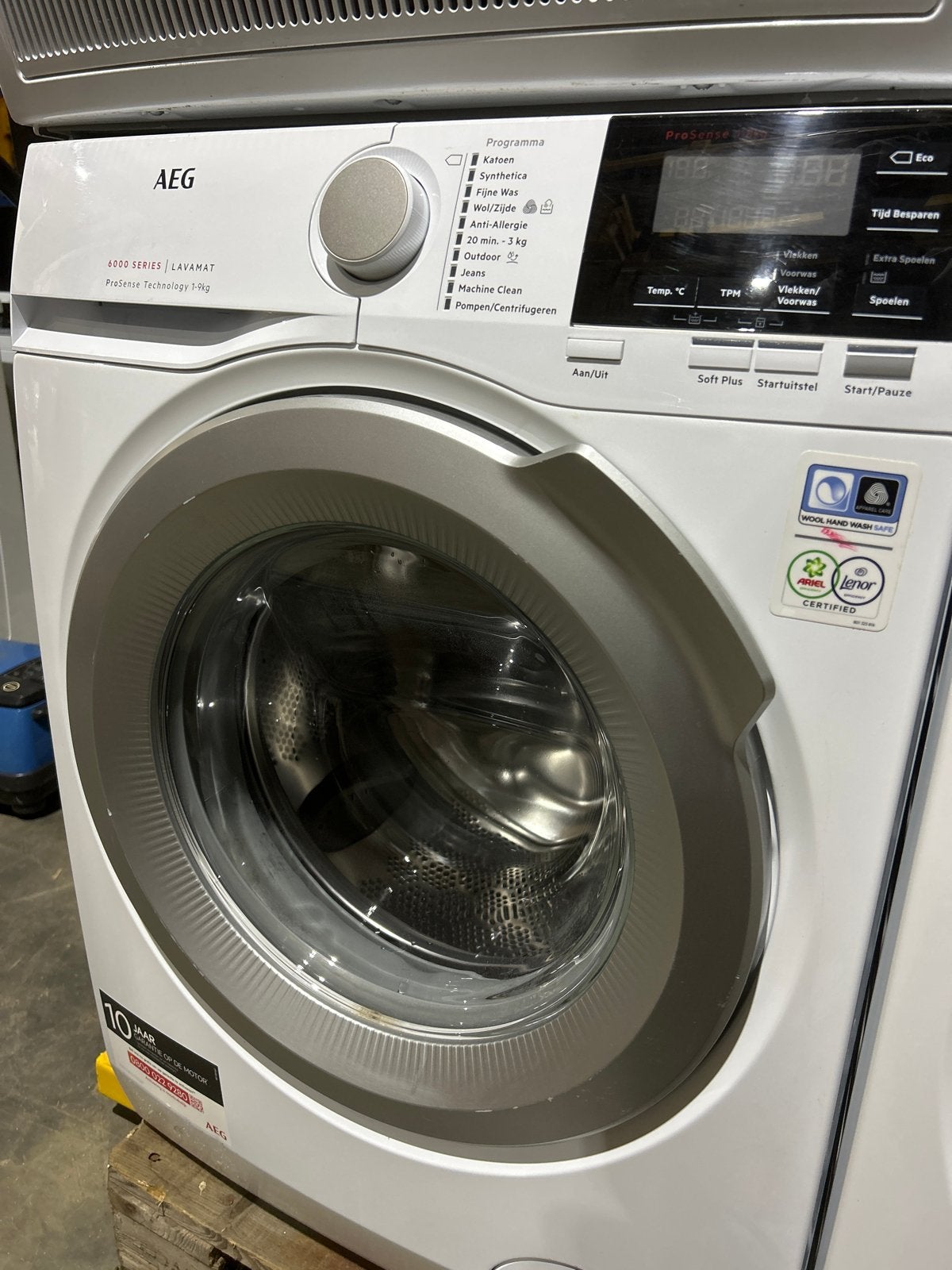 AEG 6000 Series Lavamat Wasmachine ProSense Technology, Witgoed en Apparatuur, Wasmachines, Ophalen, 1200 tot 1600 toeren, Q, Zo goed als nieuw