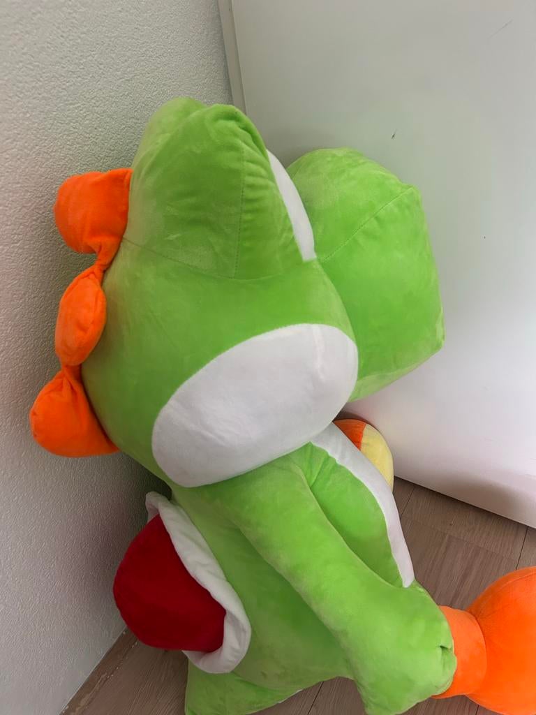 Grote Yoshi knuffel Super Mario - Zo goed als nieuw, Kinderen en Baby's, Speelgoed | Knuffels en Pluche, Groen, Dinosaurus, Ophalen of Verzenden