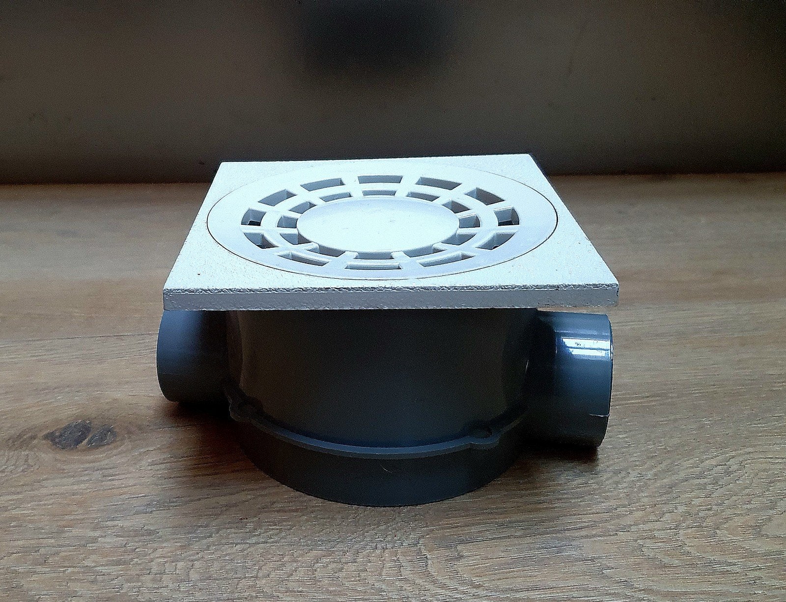 Nieuw PVC afvoerputje met dubbele afvoer, Afvoer, Pvc, Minder dan 20 mm, Nieuw