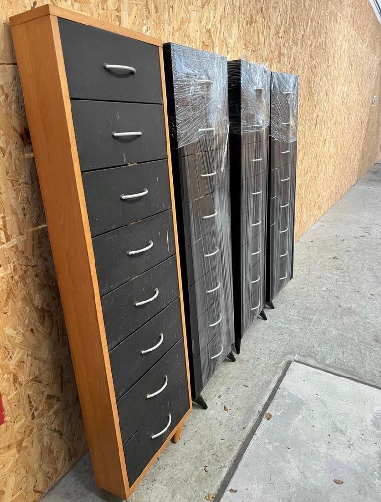 2x IKEA Sund CD-kasten zwart met metalen laden, Gebruikt, 150 discs of meer, Ophalen of Verzenden, Metaal