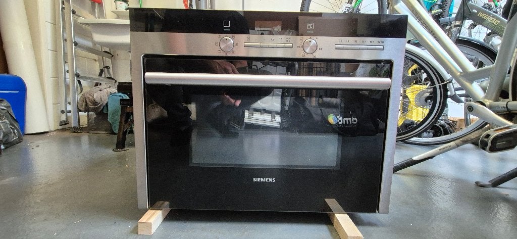 Siemens HB84E562 RVS inbouw combimagnetron / oven / grill, Ophalen, Combimagnetron, Gebruikt, Hete lucht