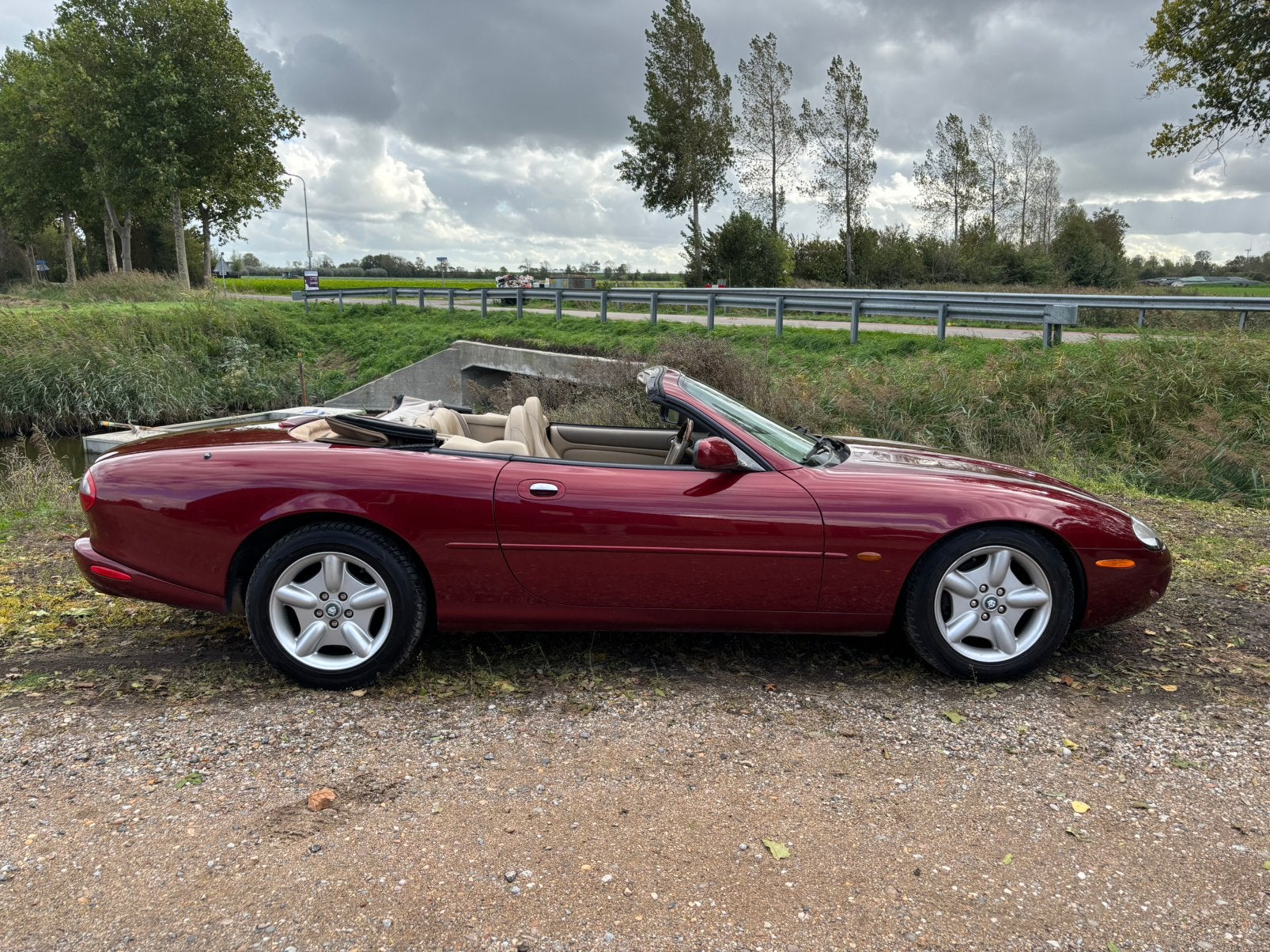 Jaguar XK8 4.0 convertible, Auto's, Achterwielaandrijving, Cabriolet, 4 stoelen, 3994 cc