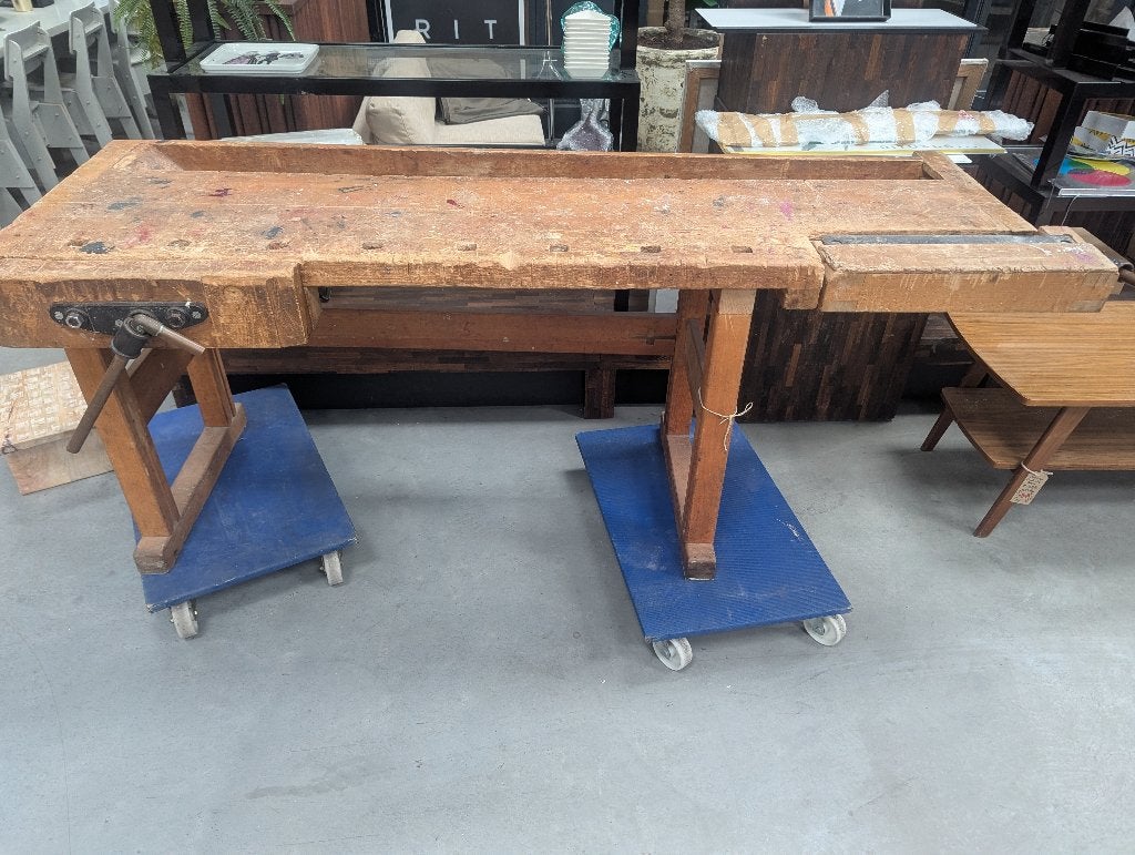 Originele werkbank met bankschroef en gebruikssporen, Doe-het-zelf en Verbouw, Werkbanken, Ophalen, Gebruikt, 170 cm of meer, Bankschroef
