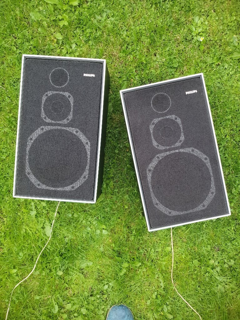 Speakers Philips 22AH405/OOR, Philips, Gebruikt, Inclusief muurbeugels, Speakerset