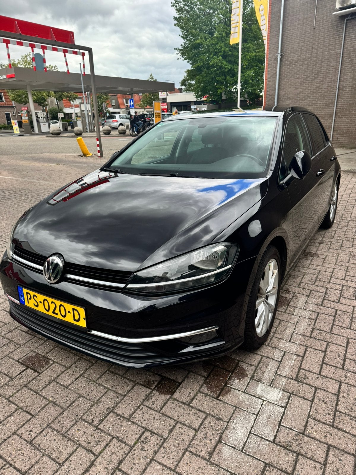 Volkswagen Golf 1.0 TSI 110pk 7-DSG 5D 2017 Zwart, 620 kg, Zwart, Origineel Nederlands, 3 cilinders