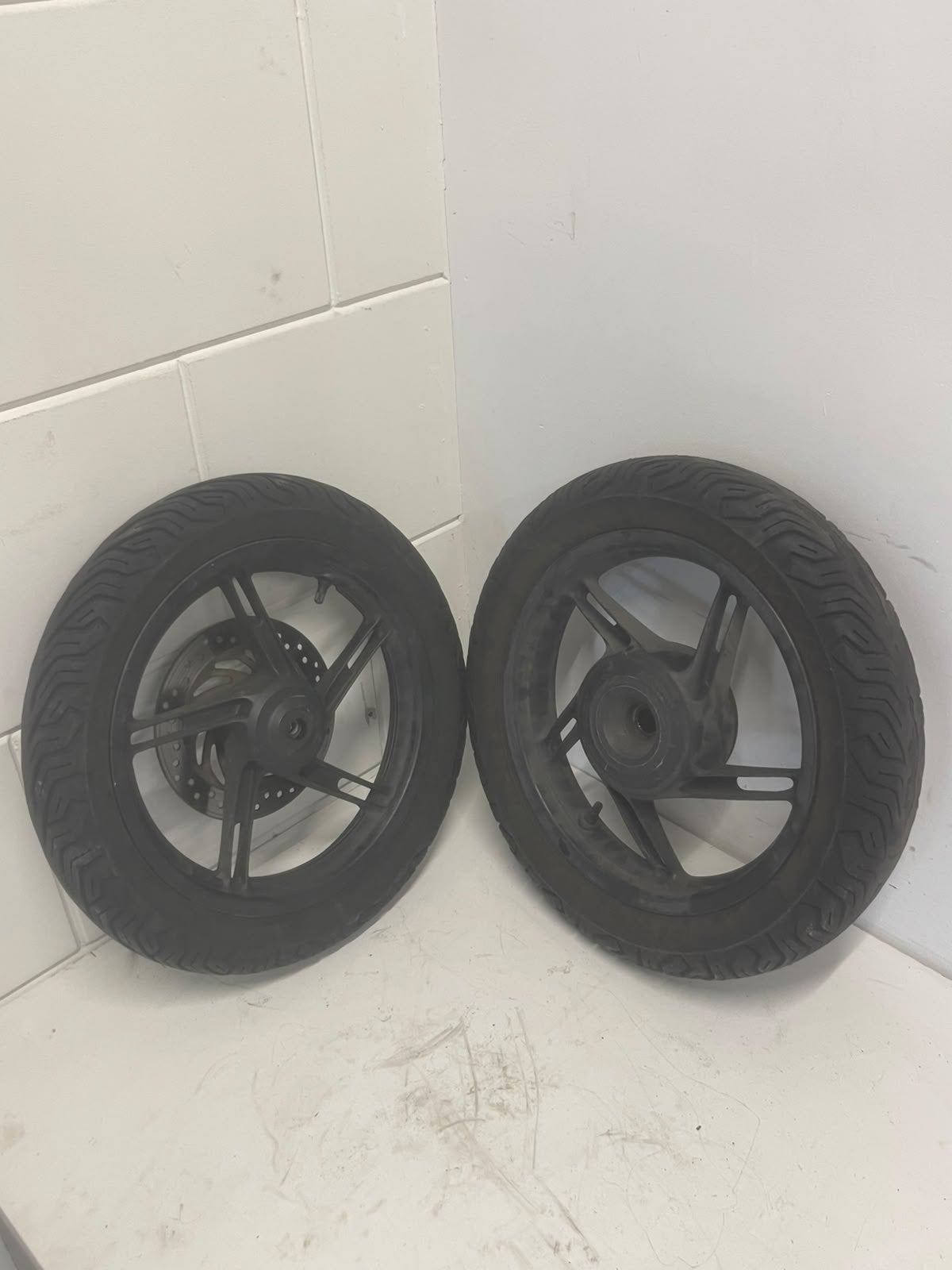Voorwiel & Achterwiel Honda PCX 150 (PCX 150 JF28/KF12/KF15), Fietsen en Brommers, Ophalen of Verzenden, Gebruikt, Overige typen