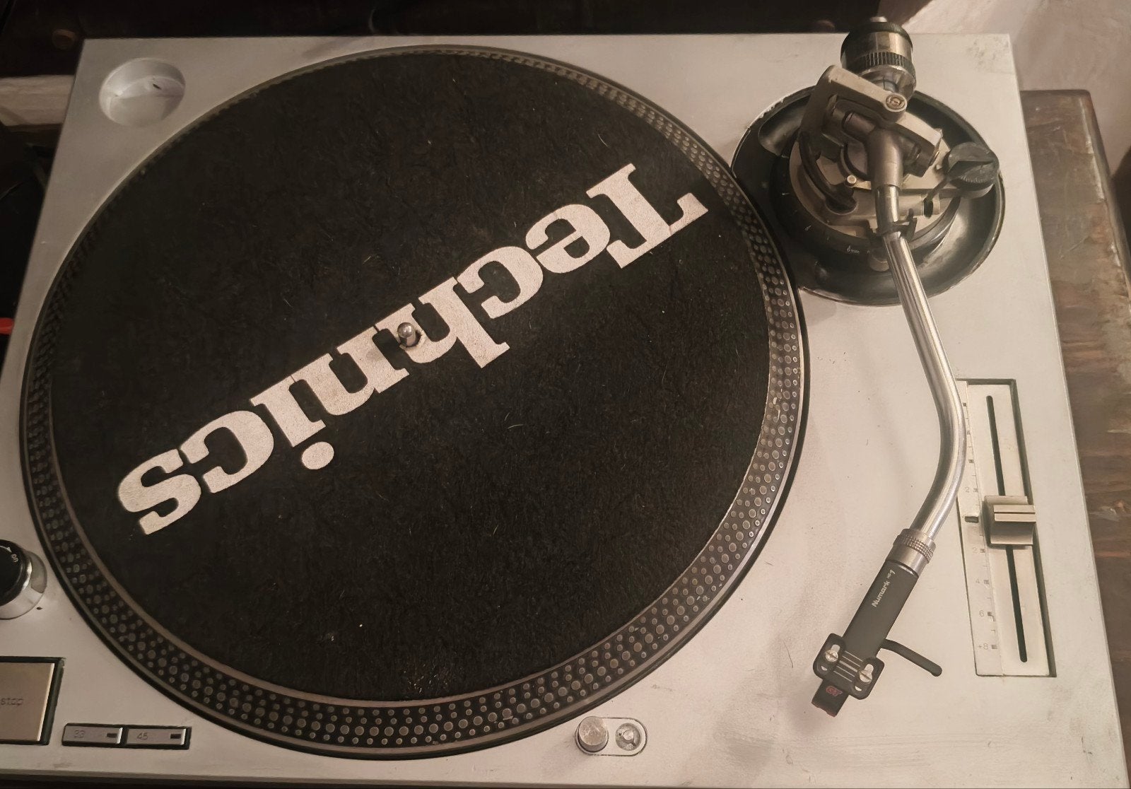 Foto 2 van Technics SL-1200MK2 Platenspeler