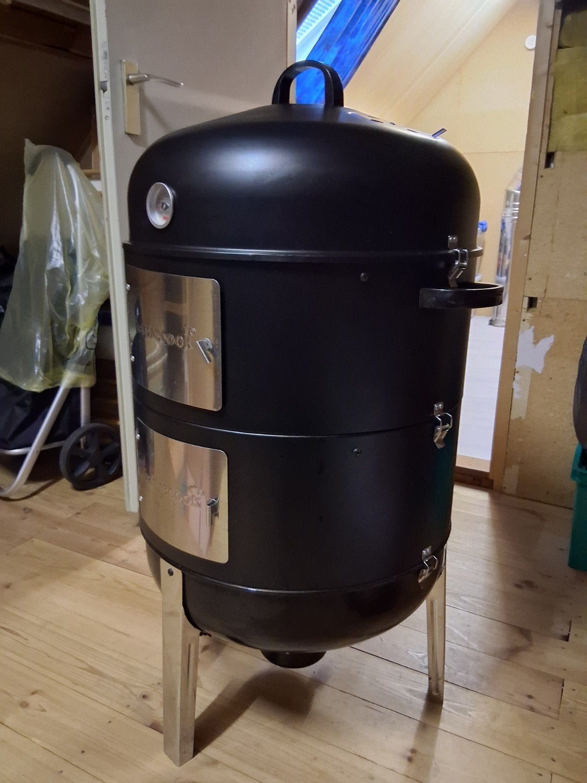 Barbecook rookoven/ barbecue, Tuin en Terras, Houtskoolbarbecues, Ophalen, Nieuw