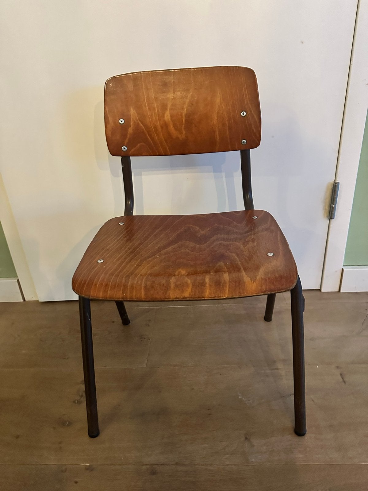 Vintage kinder schoolstoel - Houten zitting en rugleuning, Ophalen, Gebruikt, Stoel(en)