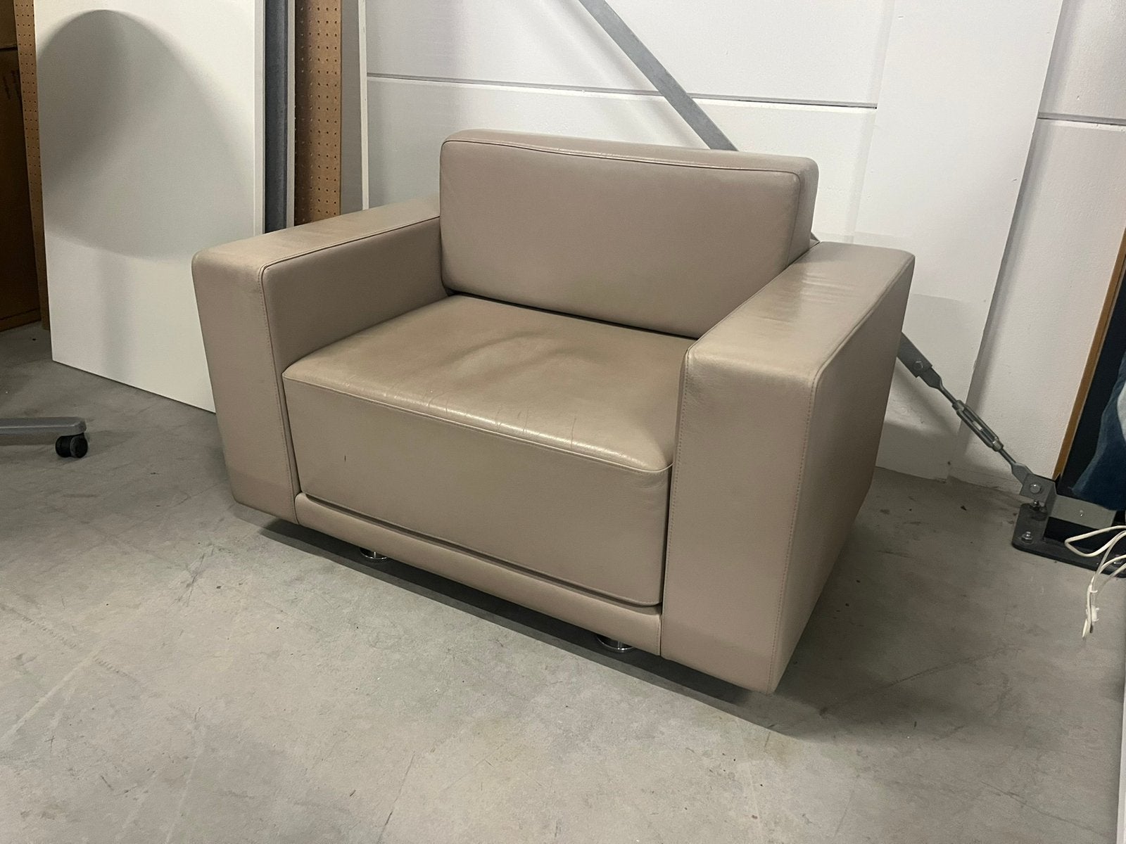 fauteuil design breed model 104 cm, Ophalen, Gebruikt, Nog niet gevonden, Geen