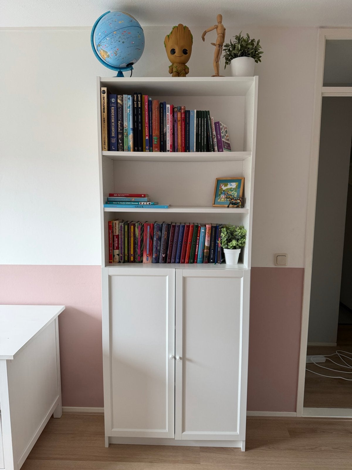 Billy Boekenkast Wit met Twee Deuren - IKEA, Huis en Inrichting, Kasten | Boekenkasten, Ophalen, Gebruikt, 200 cm of meer, 50 tot 100 cm