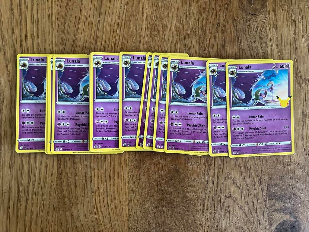 Lunala Holo 015/025 Celebrations (prijs per stuk), Ophalen of Verzenden, Zo goed als nieuw, Losse kaart, Foil