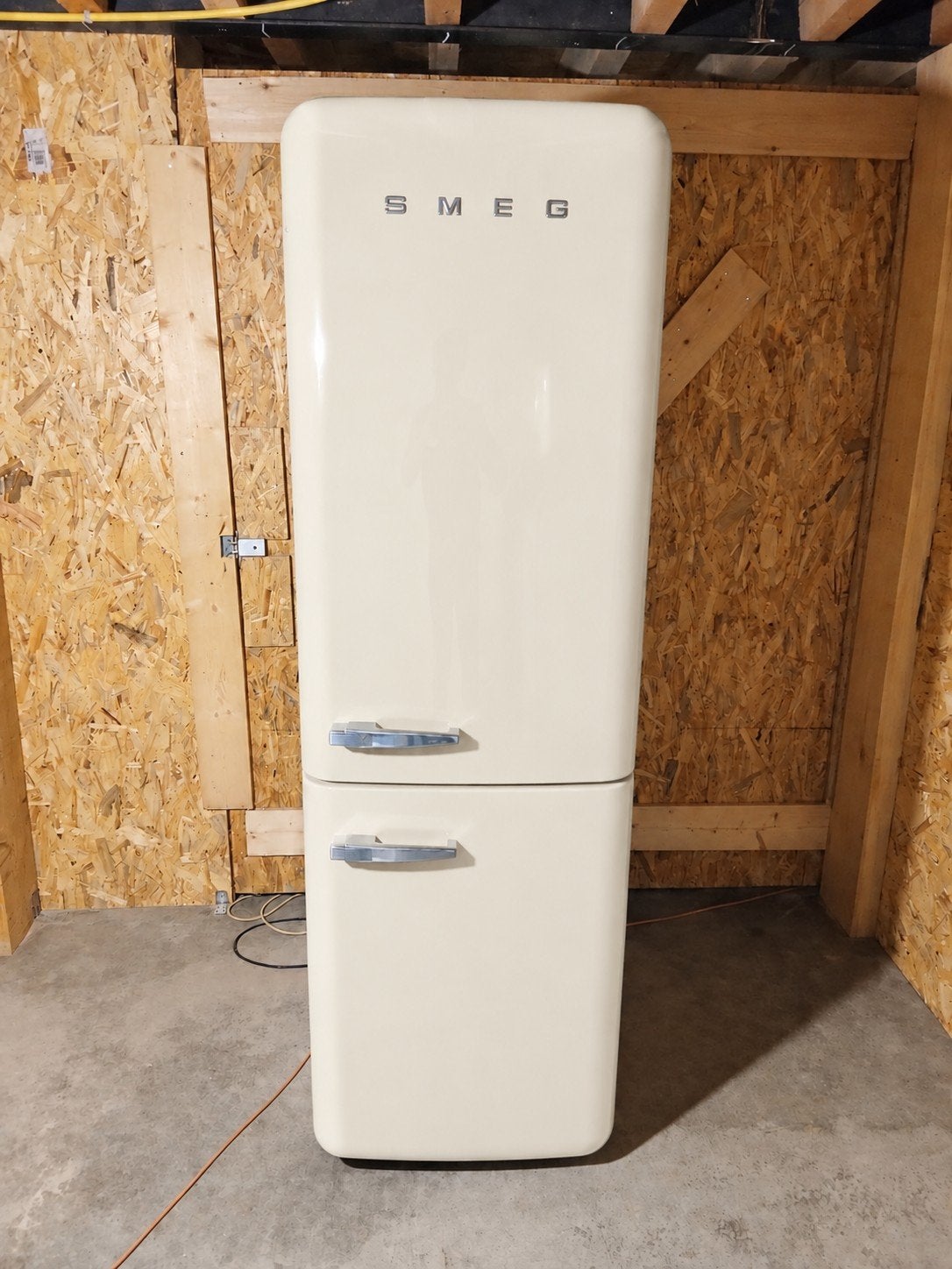 Smeg koelkast Gebroken-Wit, Retro Stijl