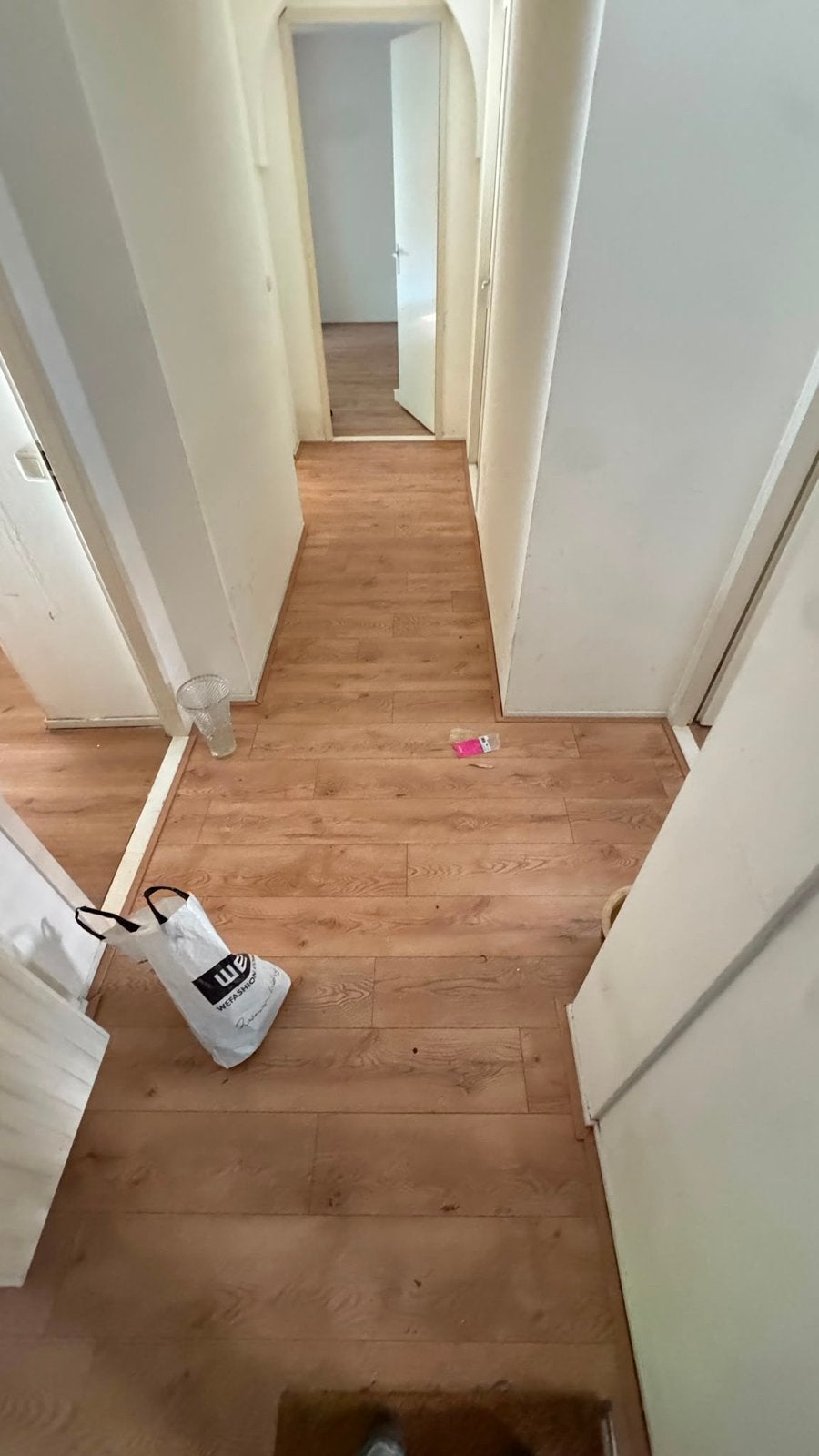 Gratis af te halen laminaat vloer in goede staat 50 a 60m2, Huis en Inrichting, Stoffering | Vloerbedekking, Ophalen, Gebruikt