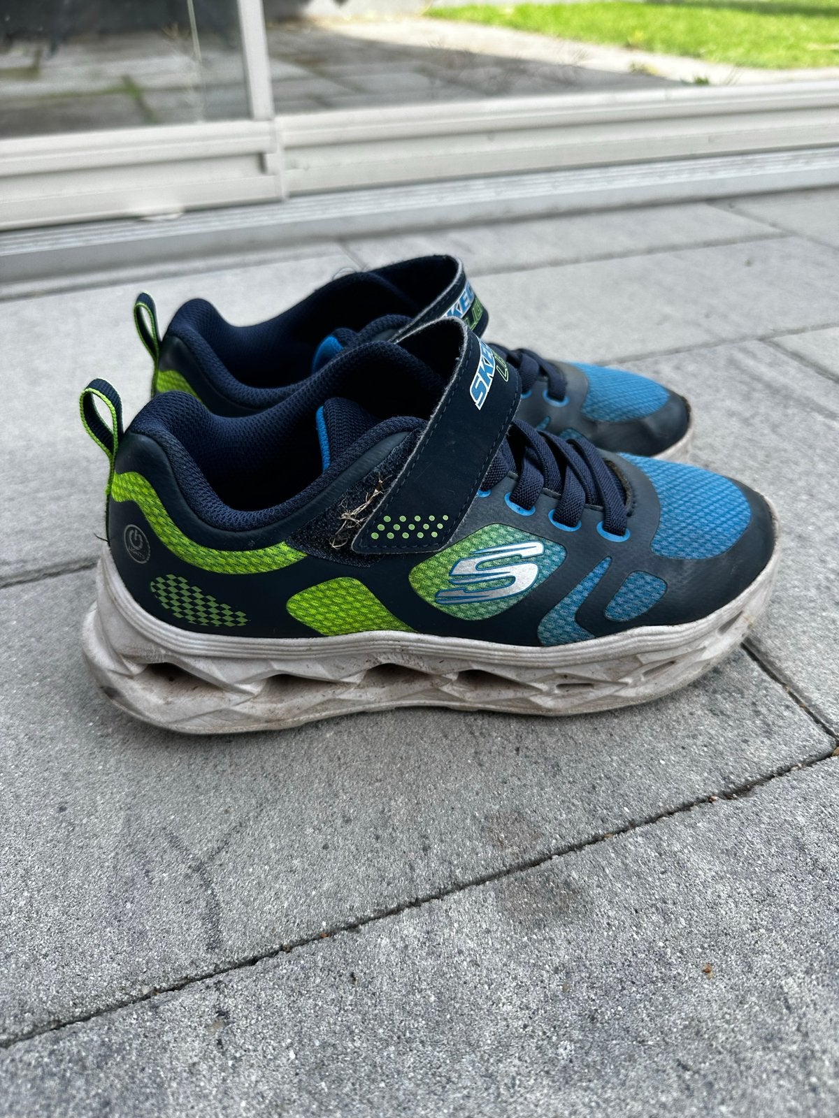 jongens sportschoenen maat 32 met lichtjes jassen, Ophalen of Verzenden, Gebruikt, Jongen, Sportschoenen