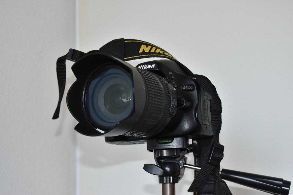 Nikon D5100 met twee Nikon lenzen.18-105mm.18-55mm, Audio, Tv en Foto, Fotocamera's Digitaal, Spiegelreflex, Ophalen of Verzenden