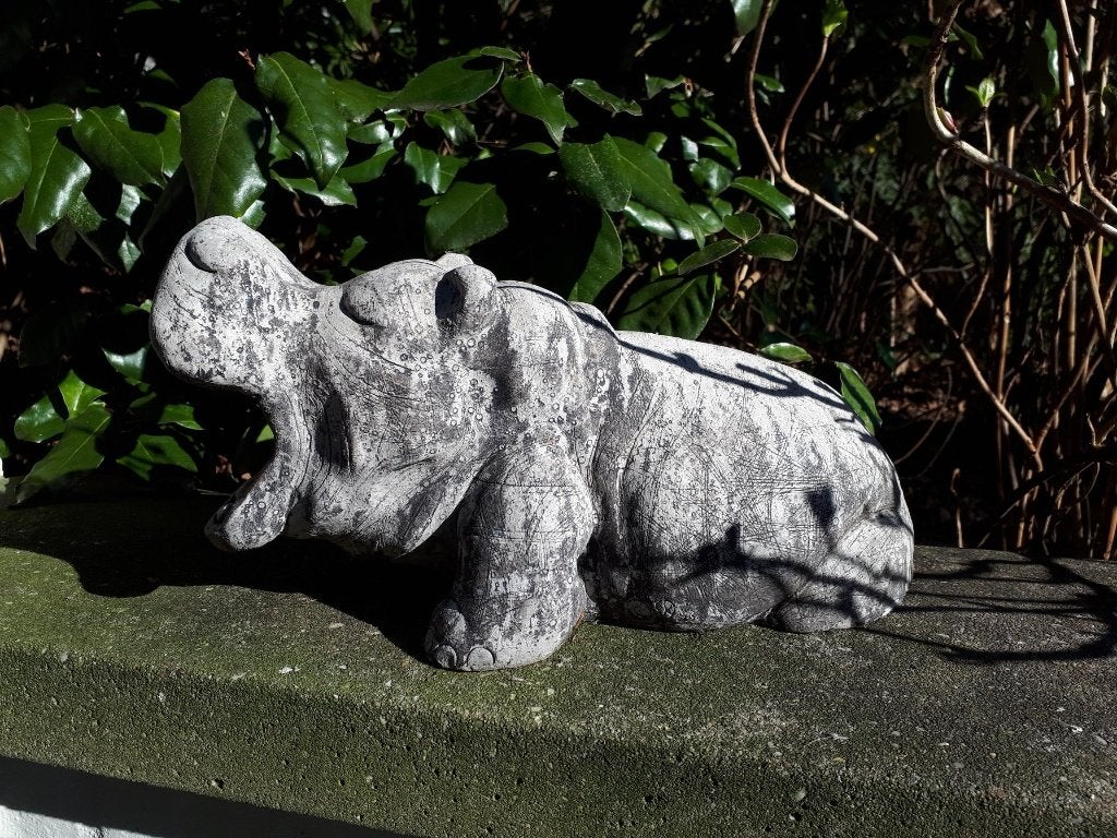 Stenen Tuinbeeldje Nijlpaard - Hippo Garden Sculpture, Ophalen, Gebruikt, Steen, Overige typen