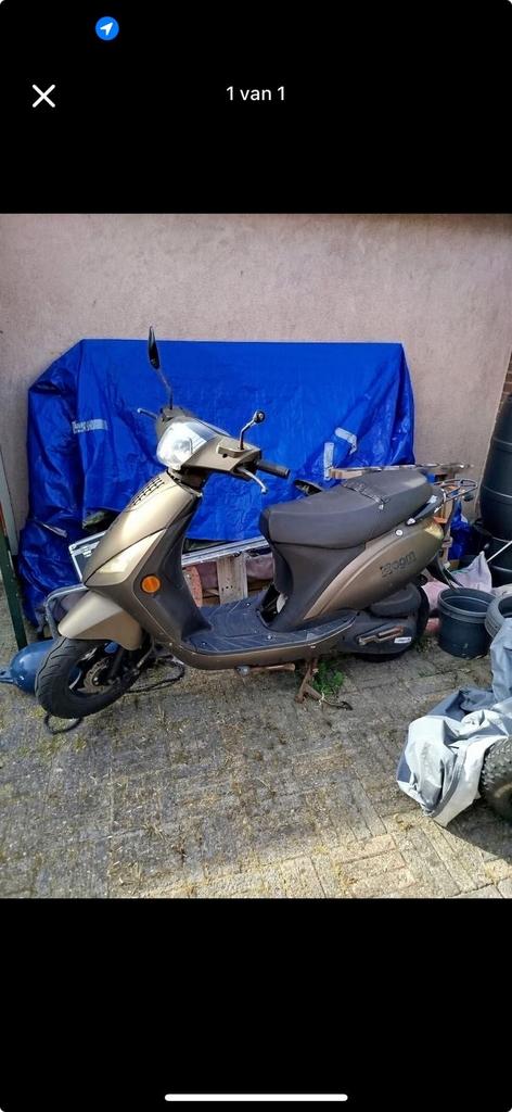 AGM SP50 4-takt 50cc met papieren - Opknapper, Fietsen en Brommers, Snorfietsen en Snorscooters, Gebruikt, Benzine, Ophalen, Overige merken