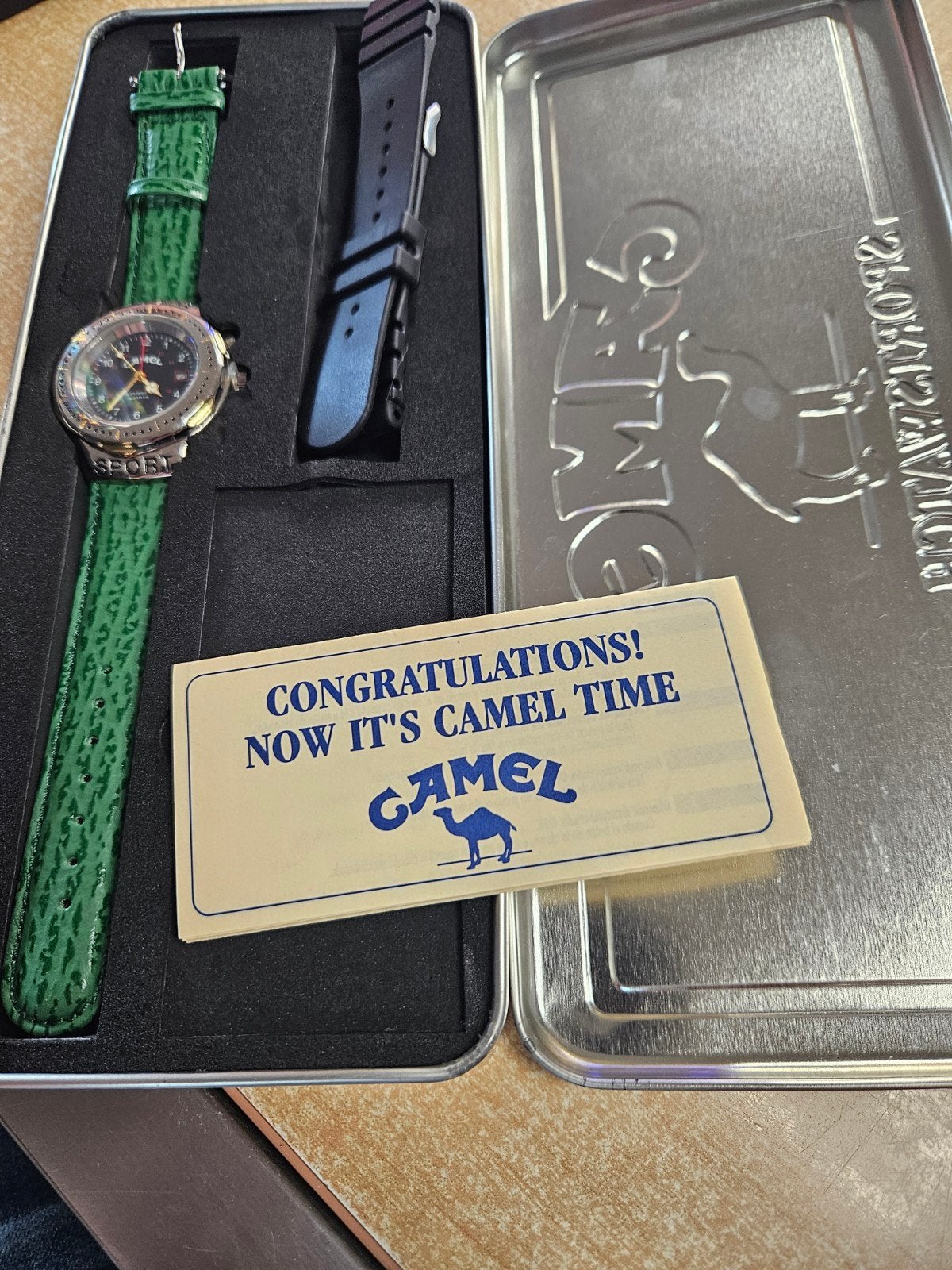 camel horloge nieuw., Ophalen, Nieuw