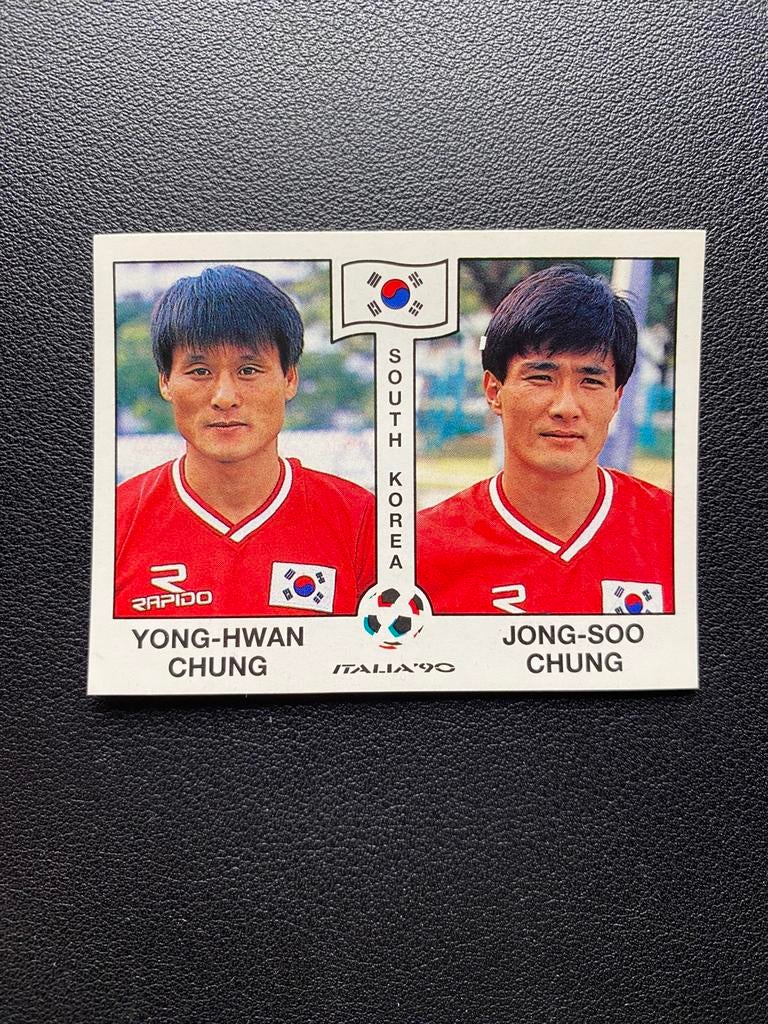 Yong Hwan Chung & Jong Soo Chung - Zuid Korea Panini WK 1990, Ophalen of Verzenden, Zo goed als nieuw, Buitenlandse clubs, Poster, Plaatje of Sticker