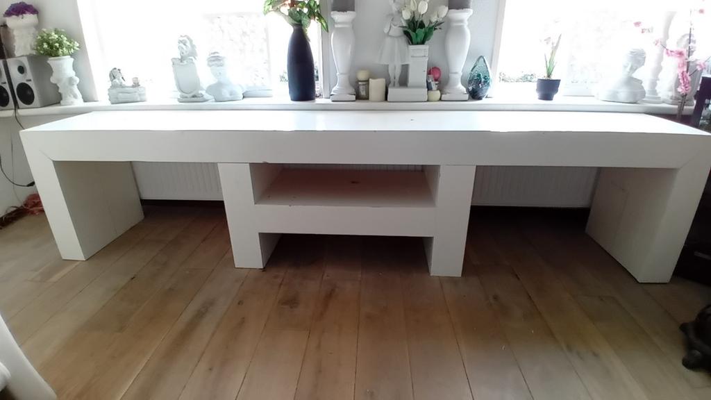 Dressoir Meubel. Wit., Huis en Inrichting, Ophalen, Met plank(en), Strak modern steigerhout., 200 cm of meer