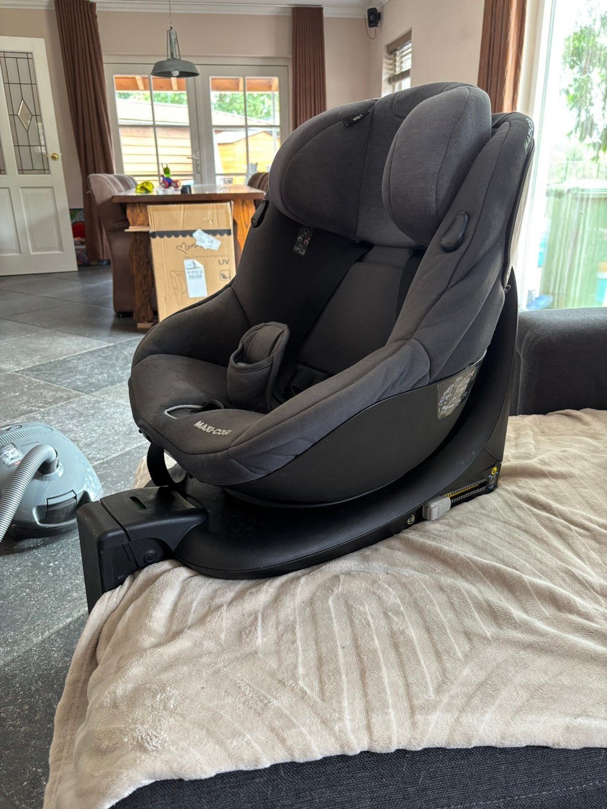 Maxi-Cosi AxissFix i-Size 360draaibare autostoel met ISOFIX, Kinderen en Baby's, Autostoeltjes, Ophalen, Gebruikt, 0 t/m 18 kg