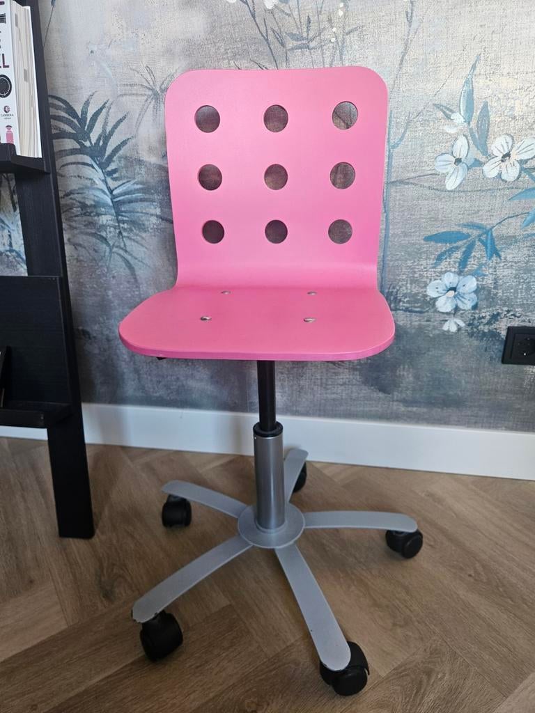 Roze kinderbureaustoel met wieltjes, Huis en Inrichting, Bureaustoelen, Ophalen, Gebruikt, Roze, Bureaustoel