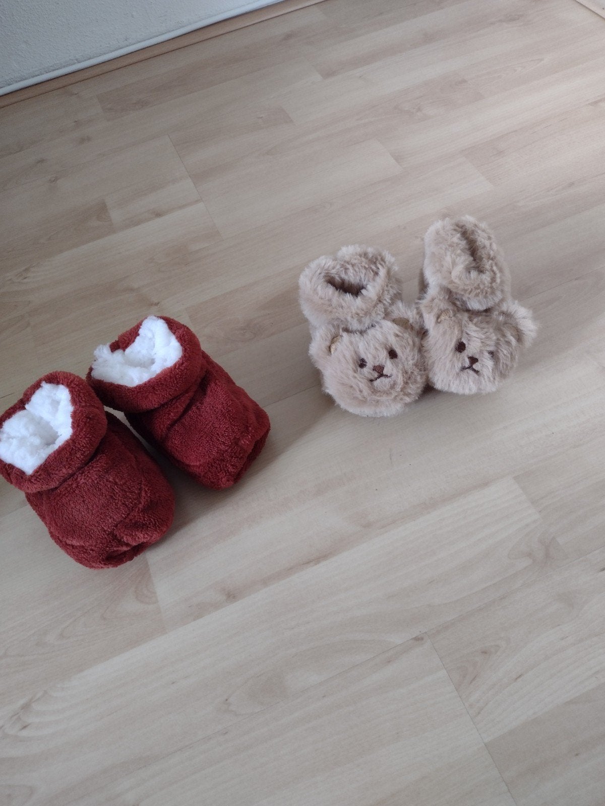 Schattige baby slofjes - warm en comfortabel, Kinderen en Baby's, Babykleding | Schoentjes en Sokjes, Slofjes, Jongetje of Meisje