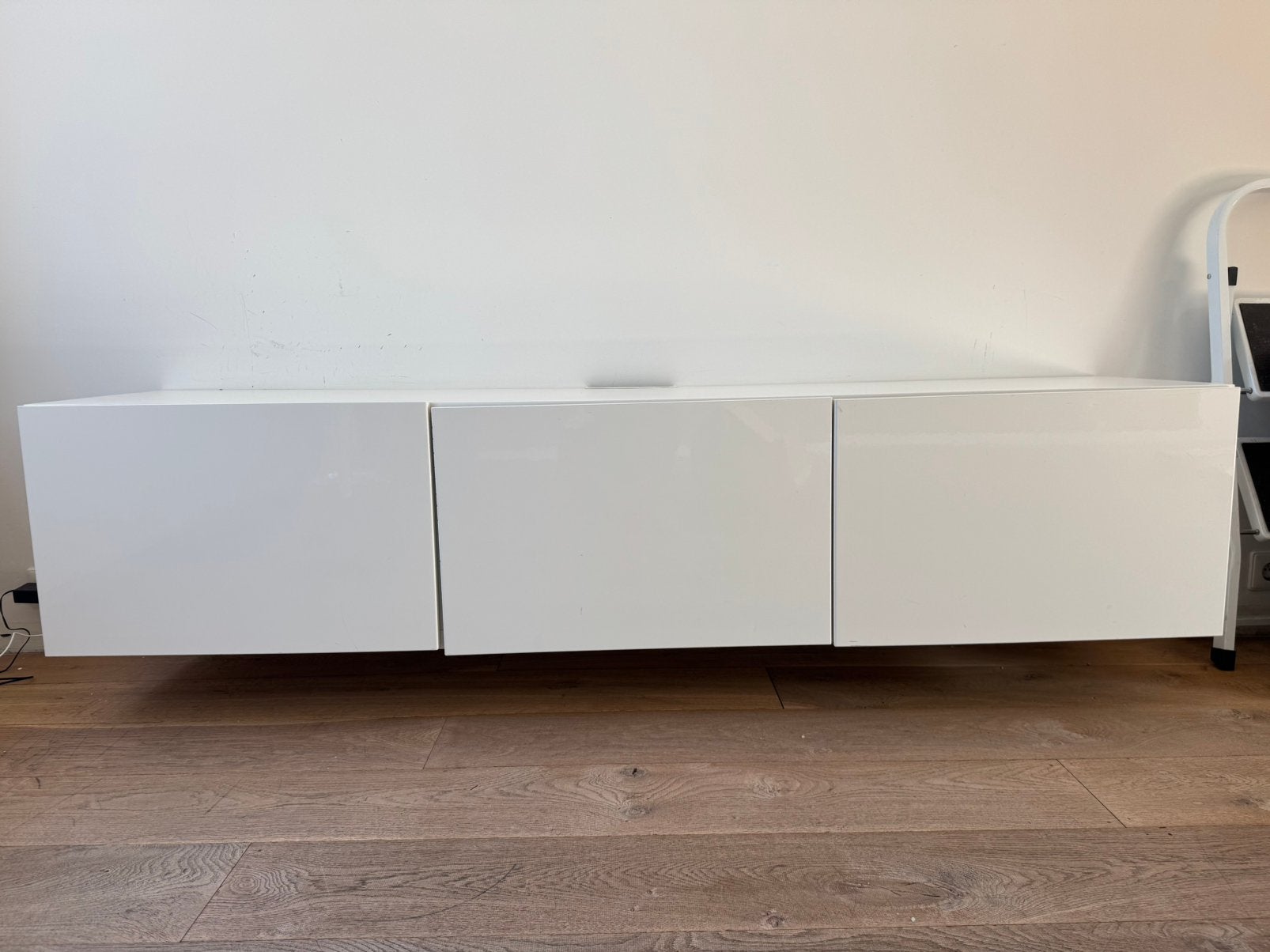 Ikea tv meubel, Ophalen, 150 tot 200 cm, Zo goed als nieuw, Minder dan 100 cm