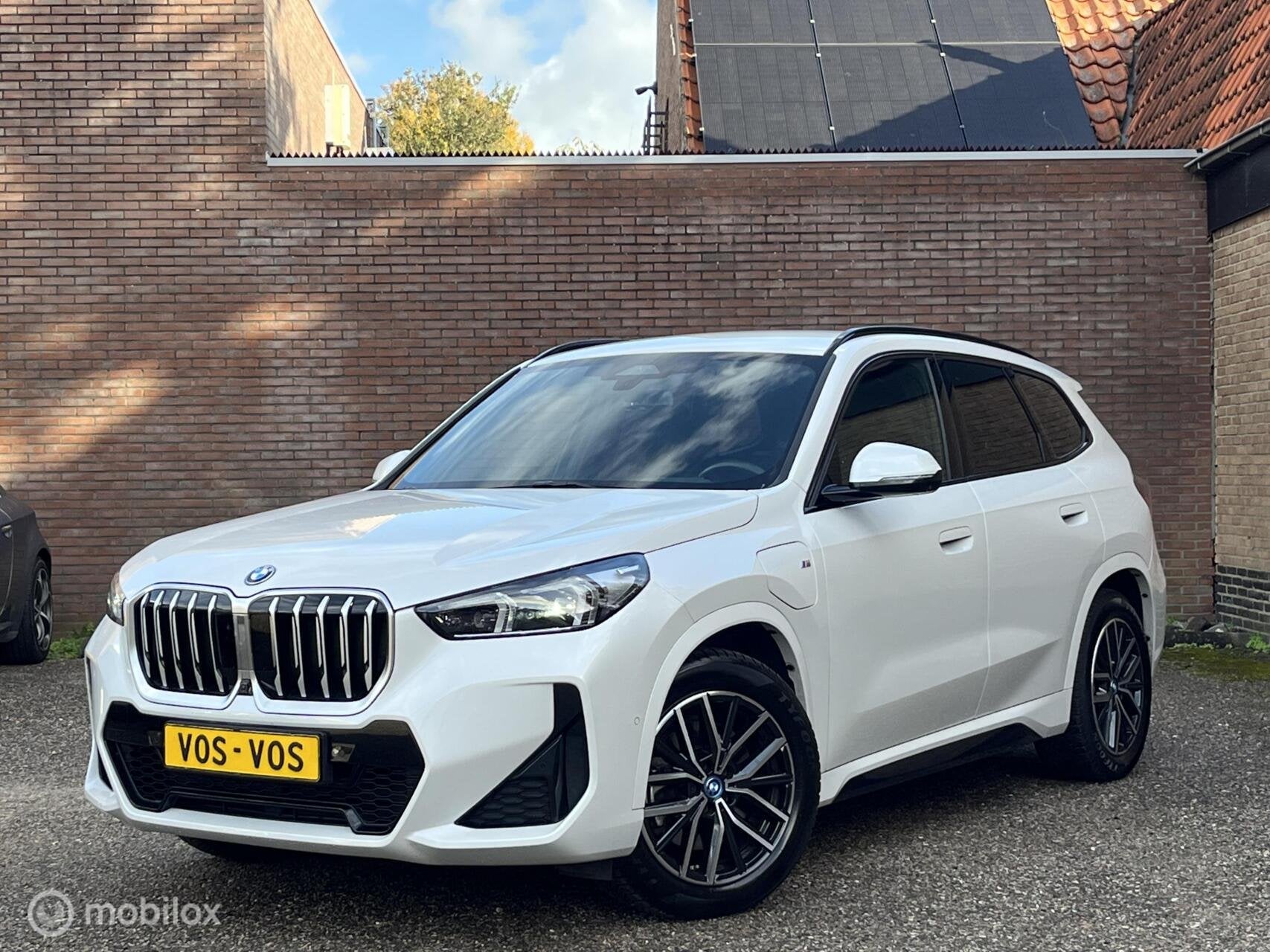 BMW X1 xDrive30e |M-Sport|326PK|Shadow-Line|Trekhaak, Gebruikt, Wit, Bedrijf, Hybride Elektrisch/Benzine