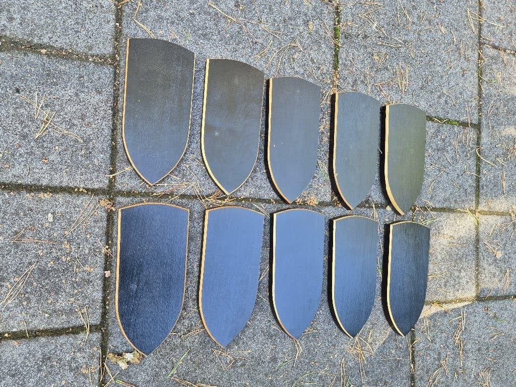 10 nieuwe ree schildjes planken samen €25, Ophalen of Verzenden, Nieuw, Hert, Gewei of Kop