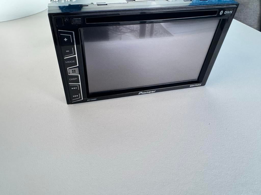Pioneer AVH-2800BT 1-DIN DVD/CD/USB-ontvanger, Auto diversen, Autoradio's, Ophalen of Verzenden, Zo goed als nieuw