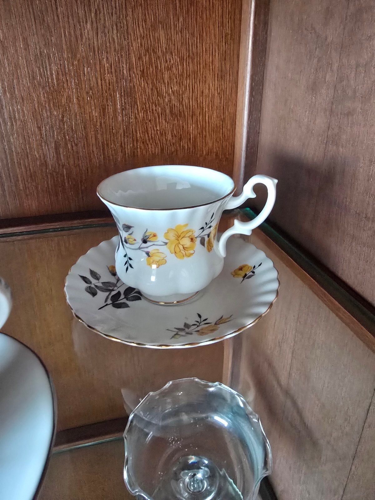 7 kop en schotels:Royal Albert (5x), 1x springfield, 1x Ric, Ophalen, Zo goed als nieuw, Porselein, Kop en/of schotel