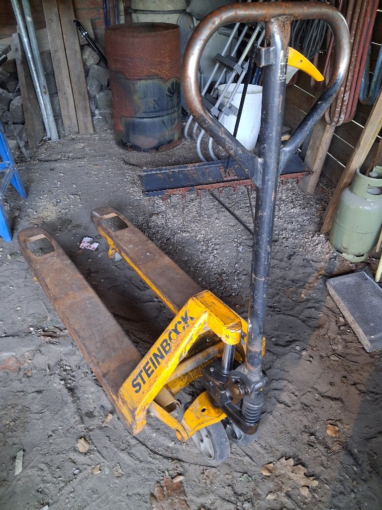 Pompwagen steinbock met defect, Doe-het-zelf en Verbouw, Transportwagens, 100 liter of meer, Ophalen, Gebruikt, Transportkar