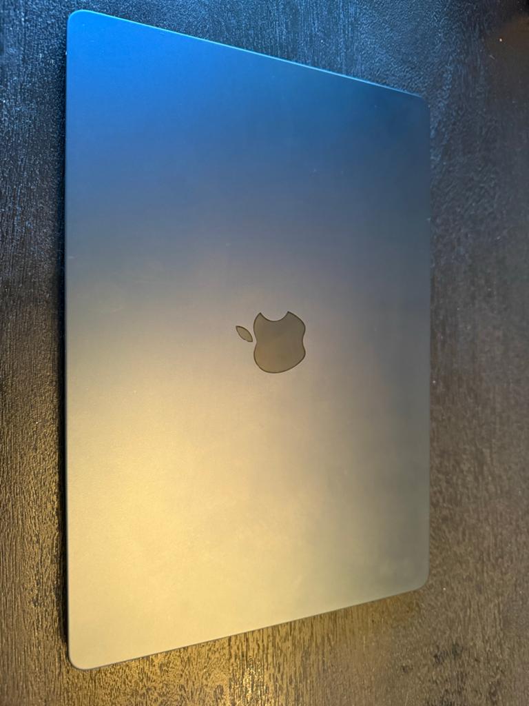 Macbook air 15 inch m2, 256 GB, 8 GB, Ophalen of Verzenden, Zo goed als nieuw