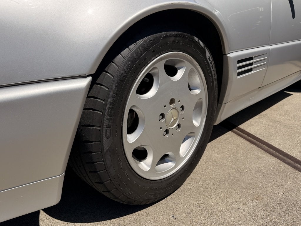 Mercedes-Benz SL-Klasse 500 SL (bj 1994, automaat), Automaat, Achterwielaandrijving, 4973 cc, Zwart