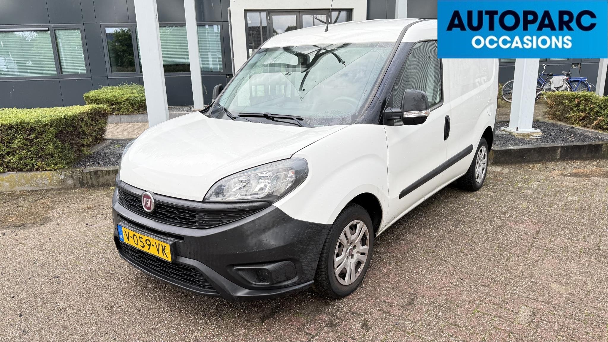 Fiat Doblò Cargo 1.6 MJ L1H1 ECO JET ,AIRCO EURO 6, 3 PERSO, Voorwielaandrijving, Dealer onderhouden, Stof, Gebruikt