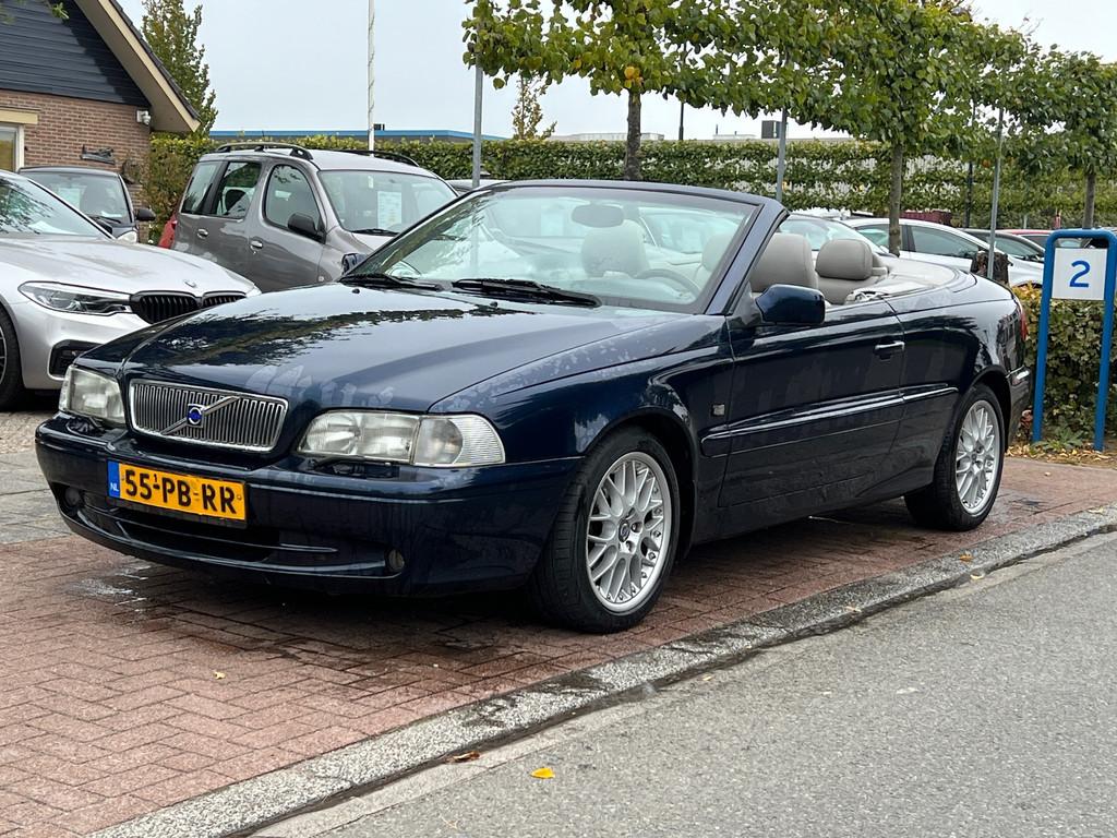 Volvo C70 Convertible 2.4 T *Automaat | APK 5- 2027 *, C70, Gebruikt, Cabriolet, Leder
