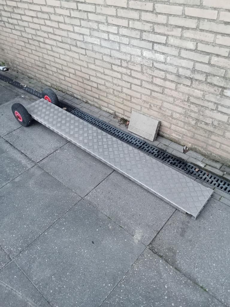 Loop plank boot, Ophalen