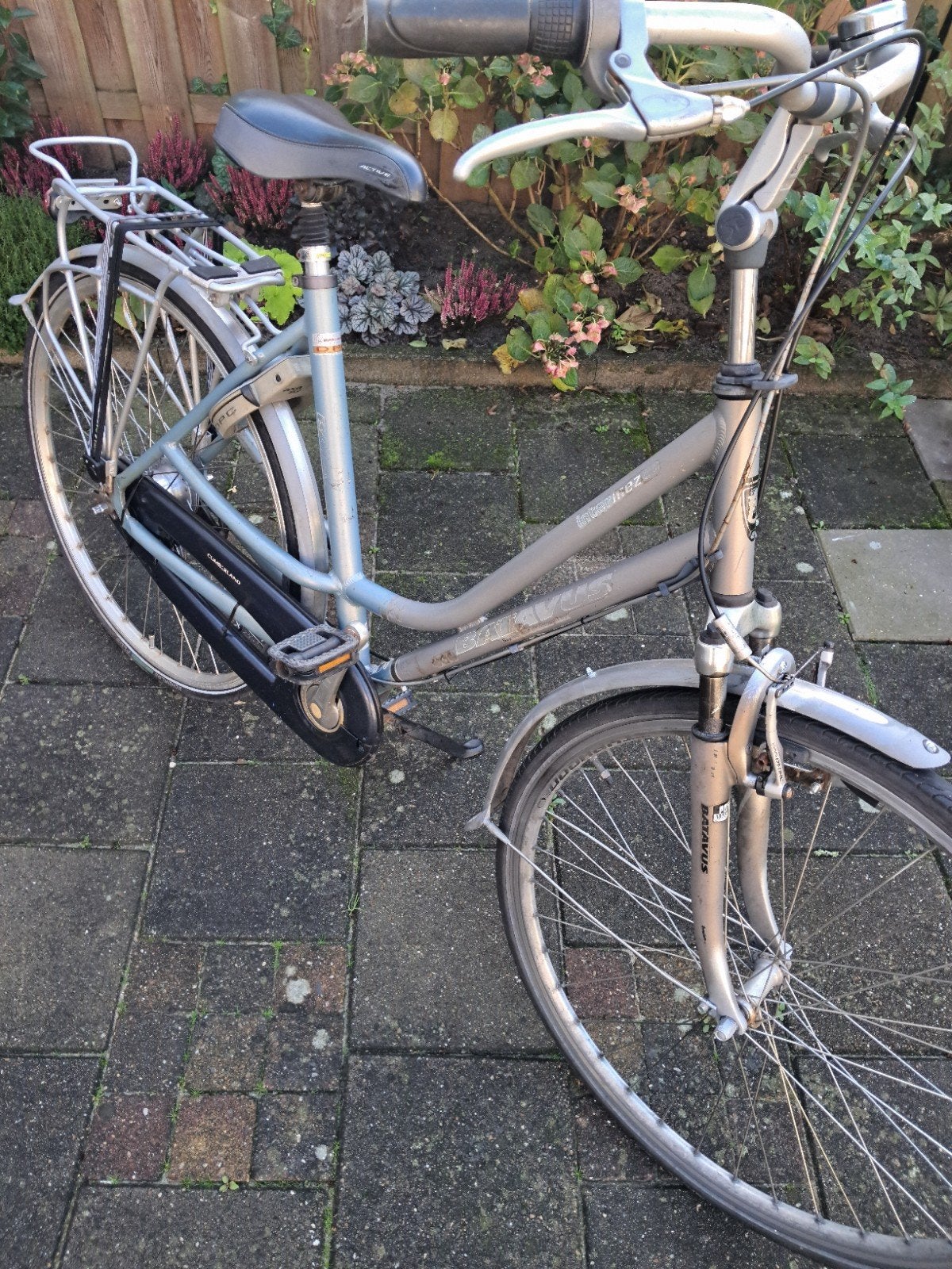 damer fiets 28inch met versnellingen en handrem, Ophalen, Zo goed als nieuw, Batavus, Versnellingen