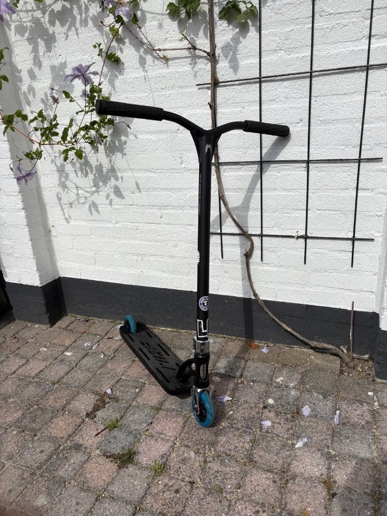 Custom built stuntstep, Fietsen en Brommers, Ophalen, Zo goed als nieuw, Gewone step, Custom