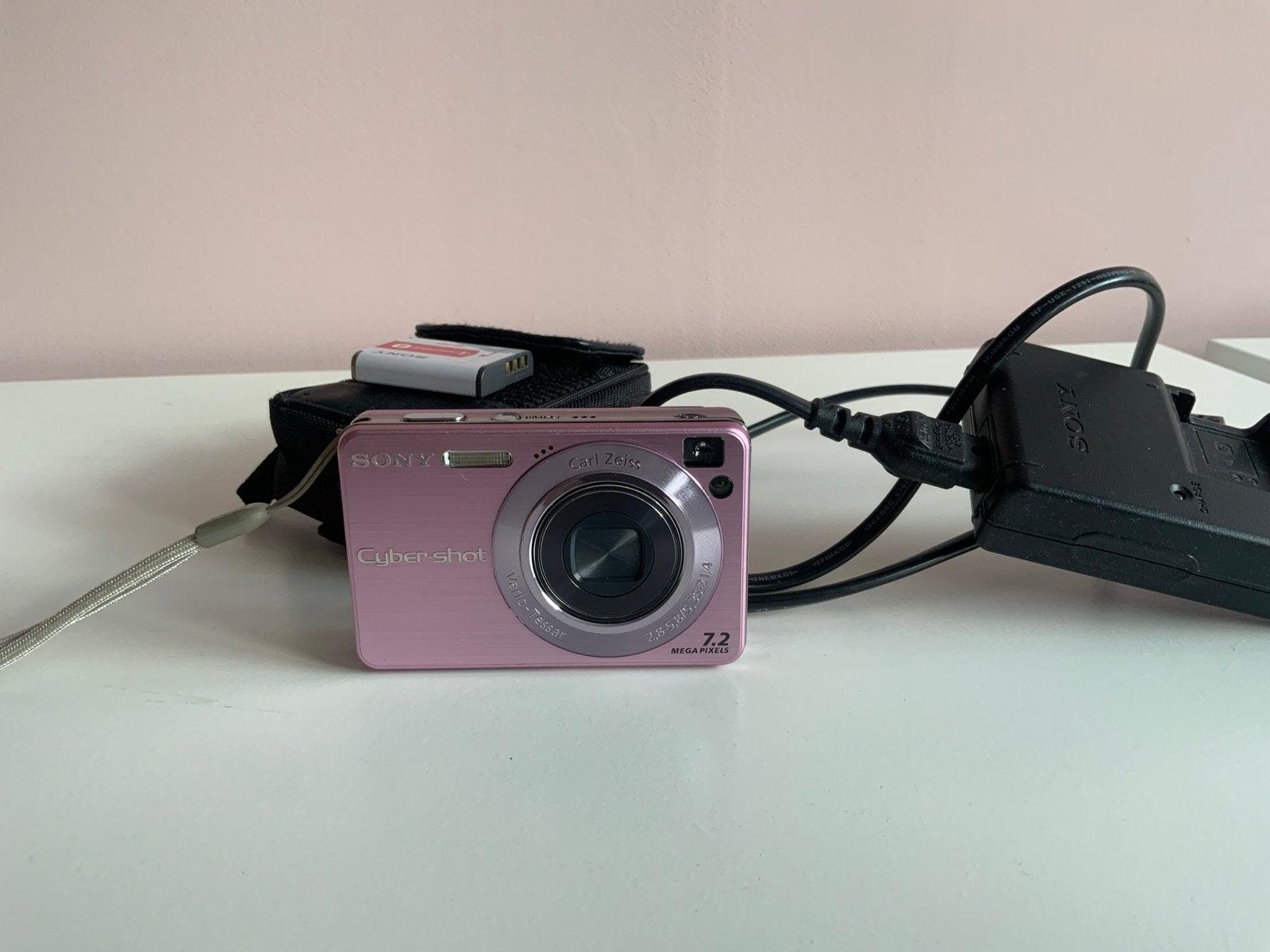 Sony Cyber-shot DSC-W120 Compactcamera Roze, Gebruikt, Beeldstabilisatie, Ophalen of Verzenden, Compactcamera