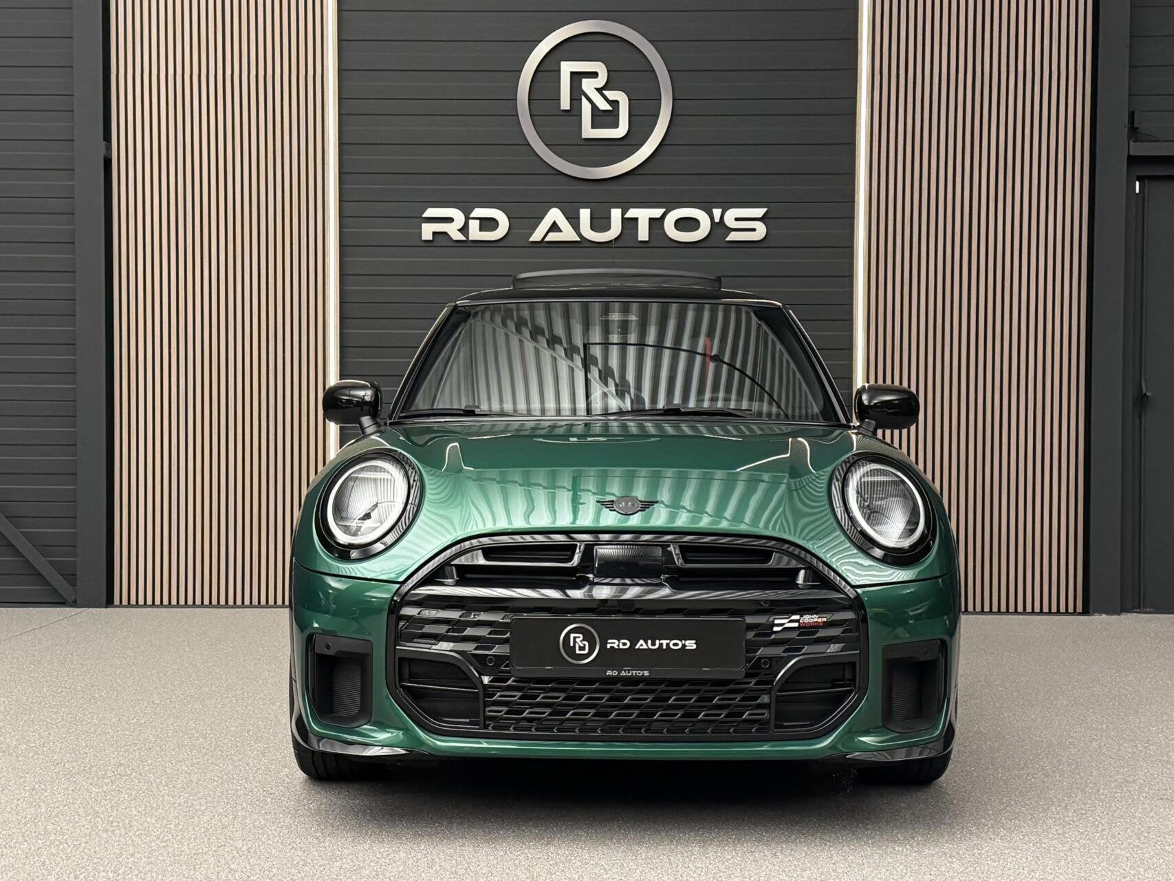 Mini Mini 2.0 Cooper S/ John Cooper Works/ Pano/ Camera/ Hud, Auto's, Gebruikt, Zwart, 4 cilinders, 4 stoelen