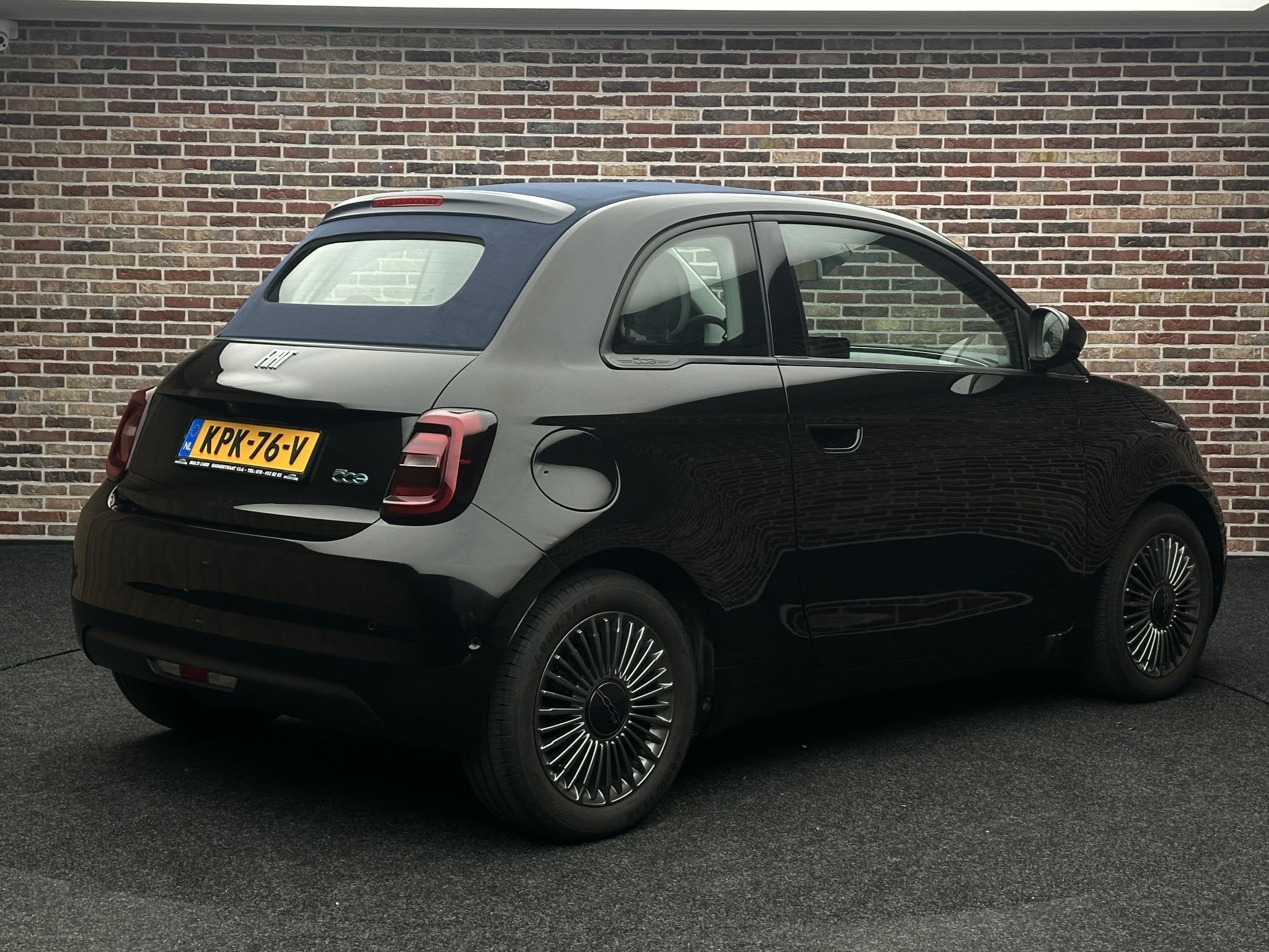 Fiat 500 C Icon 42 kWh Cabrio| elektrisch, Auto's, Stof, Gebruikt, 118 pk, Cabriolet