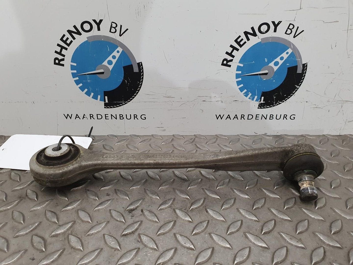 AUDI A7 4.0TFSI 5HB QUATTRO PROLINE  DRAAGARM BOVEN LV 2012, Ophalen of Verzenden, Gebruikt, Stiba lid